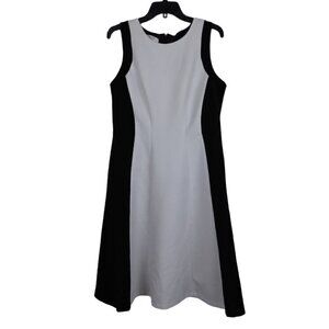 Kasper | Sleeveless Crepe Sheath Dress Black White | Size 14